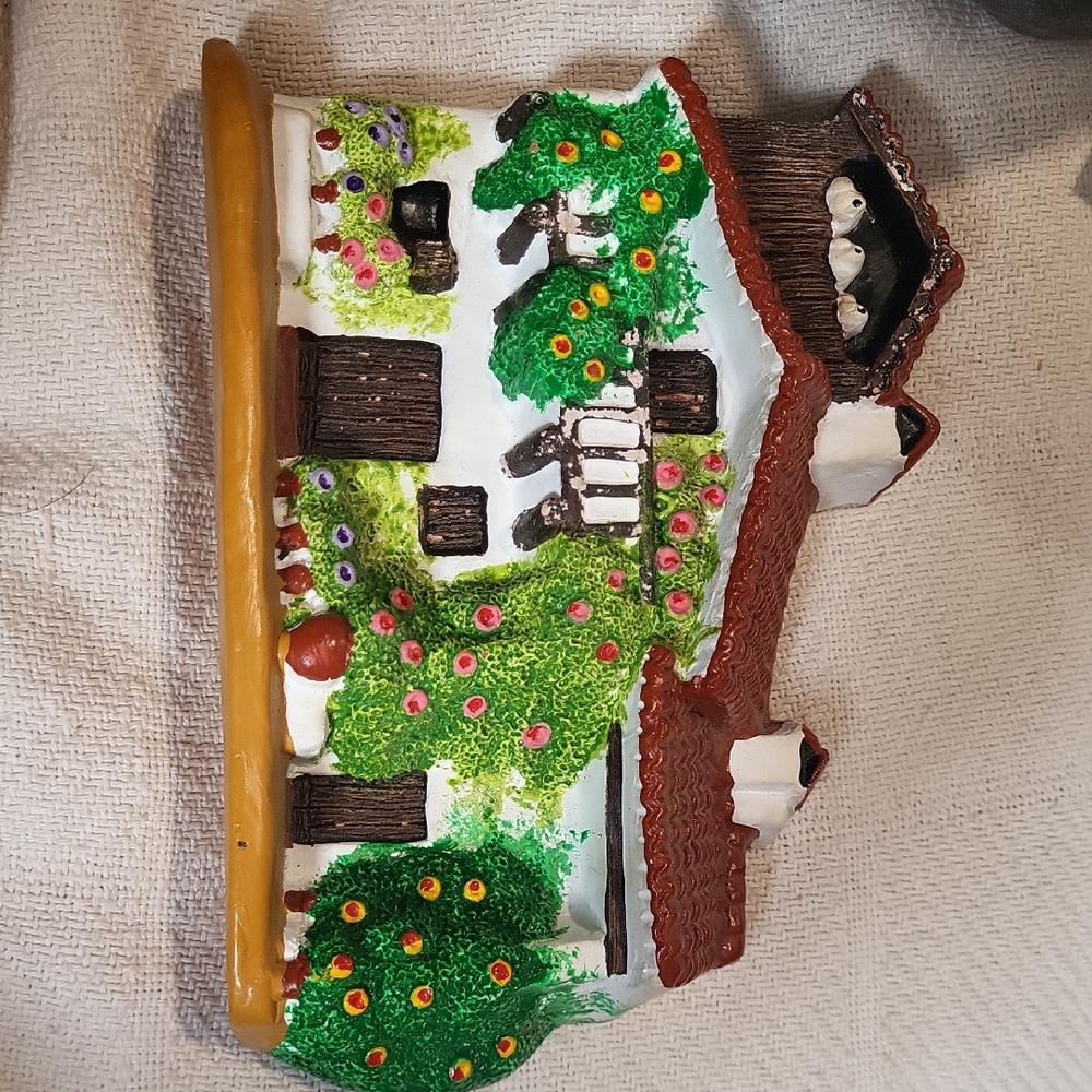Ceramic 90's Casita